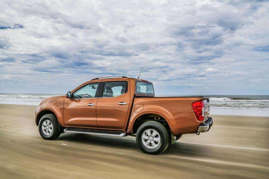  Nissan Frontier Double Cab 2016 года  (BR) (фото 13 из 40)
